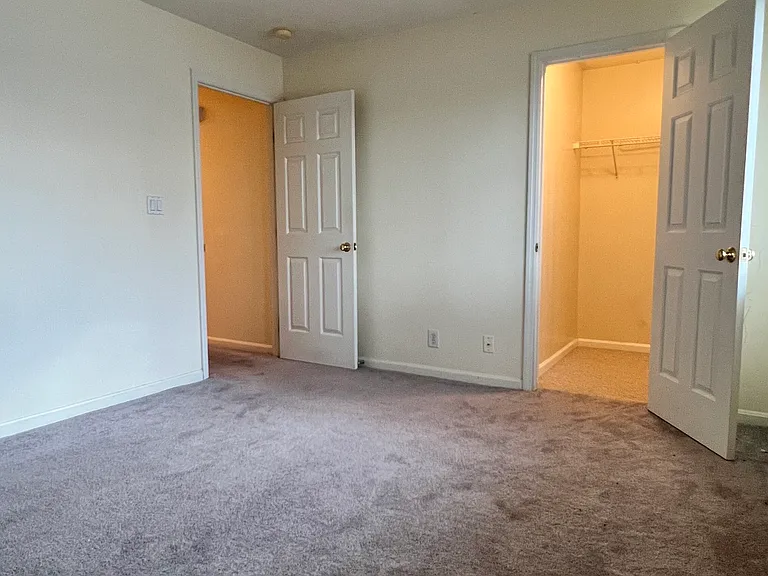 4204 Browns Ln #204 — Photo 9