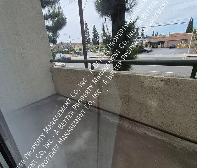 15000 Downey Ave #118 — Photo 4