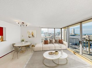 946 Stockton St APT 11F, San Francisco, CA 94108