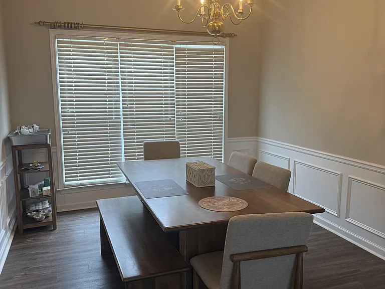 5805 Haterleigh Dr — Photo 10