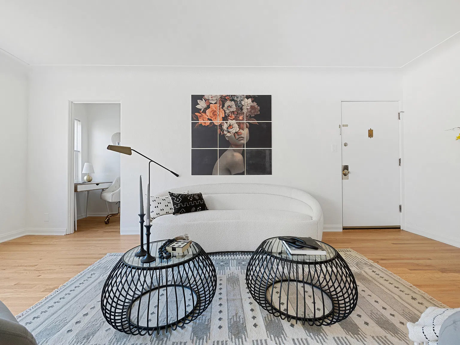 2 bed, 1300 sqft, $2,250 — Photo 2