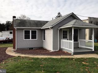 702 Neck Rd, Burlington, NJ 08016