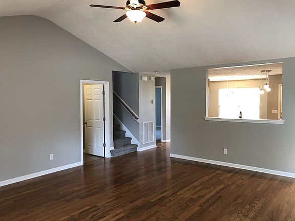 4th image of 5510 Escalade Dr