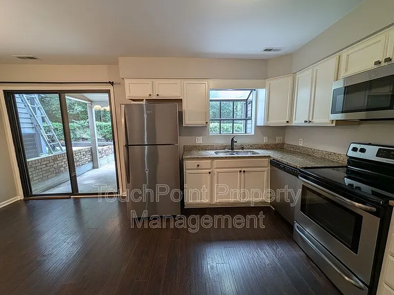 9111 Sharonbrook Dr #D — Photo 4