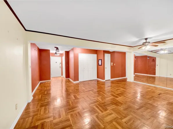 277 Bronx River Road #4L, Yonkers, NY 10704