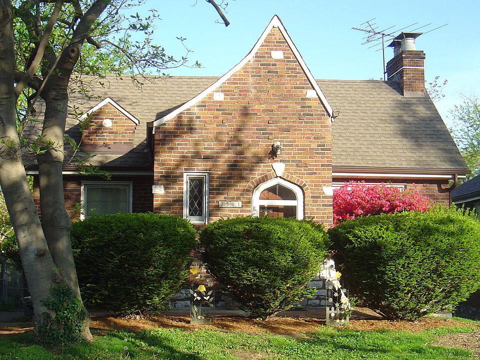Front Curb