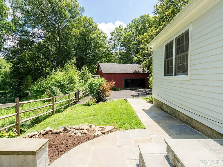 1005 Smith Ridge Rd — Photo 24