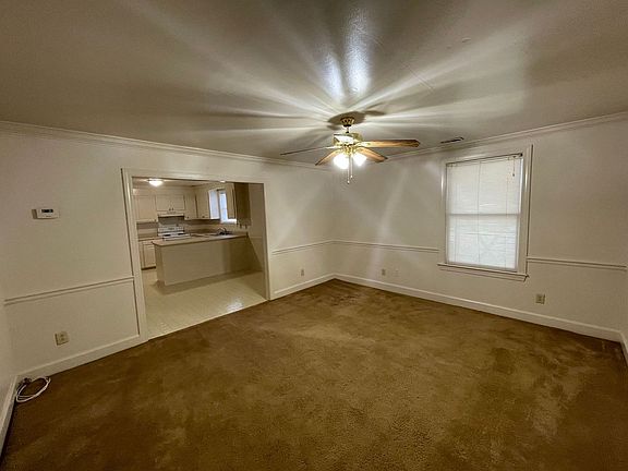 3rd image of 602 S Washington St #4