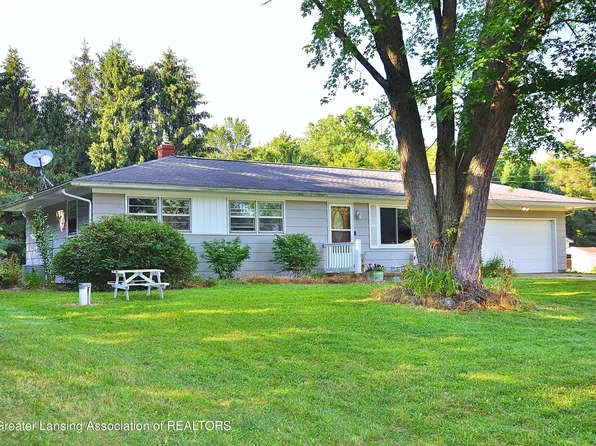 1875 Kimberly Dr, Charlotte, MI 48813