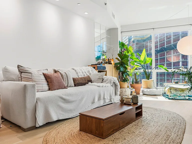77 Hudson St #1509 — Photo 2