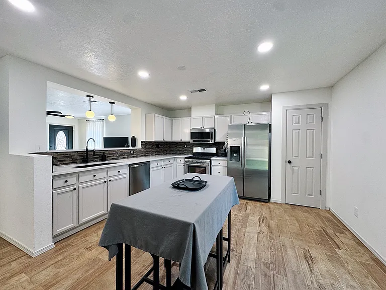 7520 Button Quail Ave NW — Photo 2