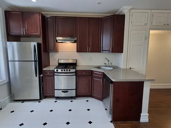 603 Bloomfield Street image 1 of 14