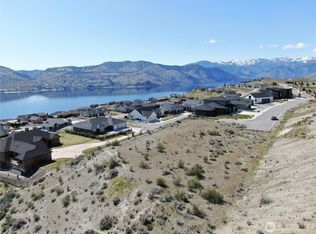116 Sky Harbor Dr, Chelan, WA 98816
