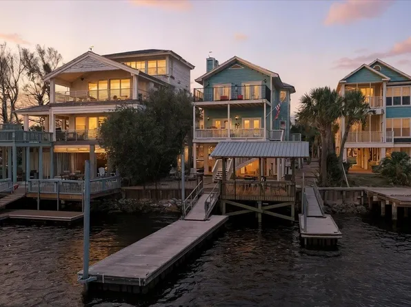 115 Main St, Steinhatchee, FL 32359