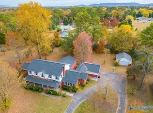 320 Riverside Dr, Huntsville, AL 35811