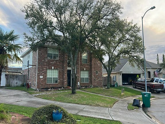 3rd image of 11723 Canyon Breeze Dr