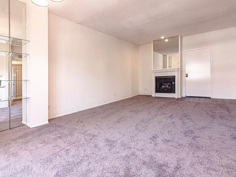 10934 Huston St #109 — Photo 3