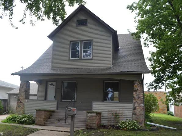 808 Chase St, Osage, IA 50461