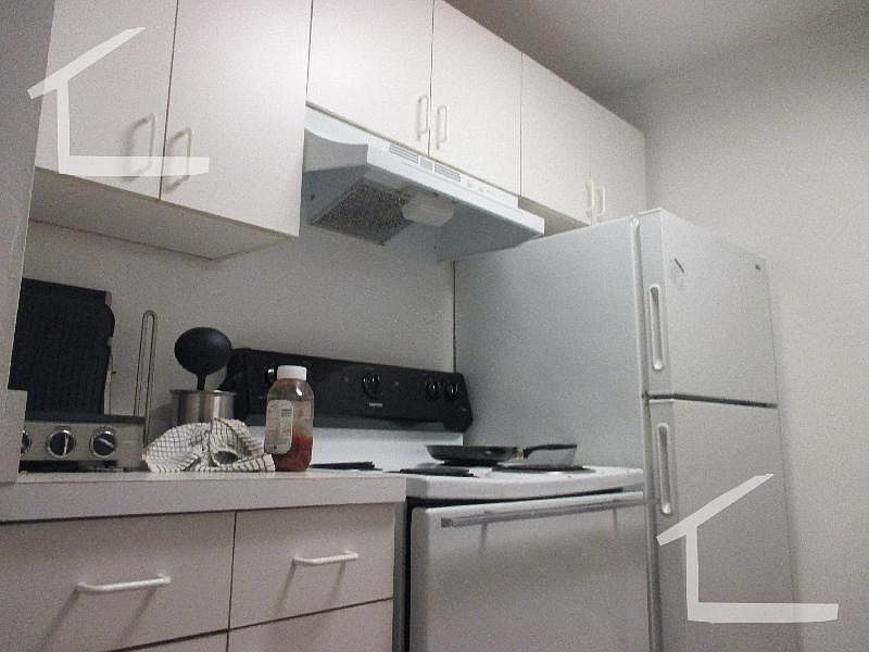 2nd image of 772 Columbus Ave #33PH