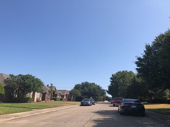 4th image of 1411 Lost Creek Dr
