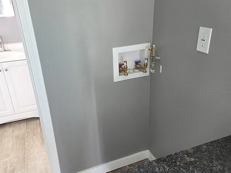 4010 Rockwood St #3/4 — Photo 20