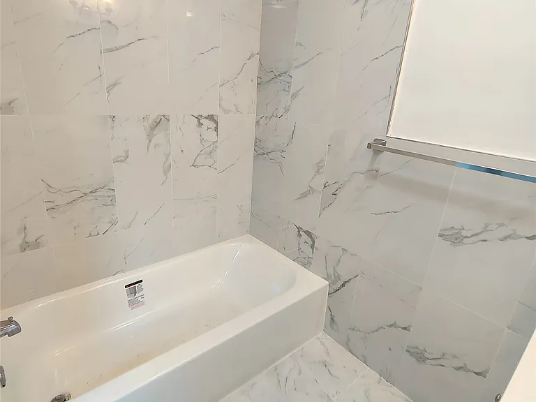 189 Grand Ave #2 — Photo 10