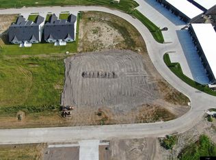 23817 Mary Jo Ln, Waterloo, NE 68069