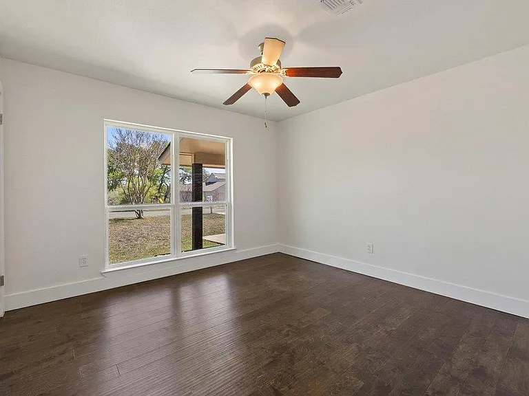 60 Augusta Dr — Photo 23