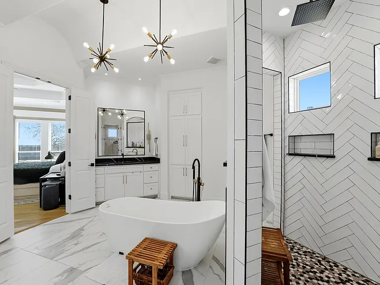 1110 Warwick Ct — Photo 32