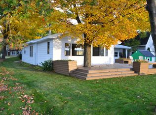 7212 Dahlke, Ludington, MI 49431