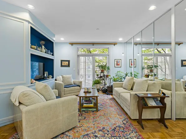 208 Shearwater Ct W APT 32, Jersey City, NJ 07305