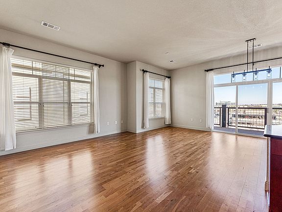 4th image of 5401 S Park Terrace Ave Unit 301D
