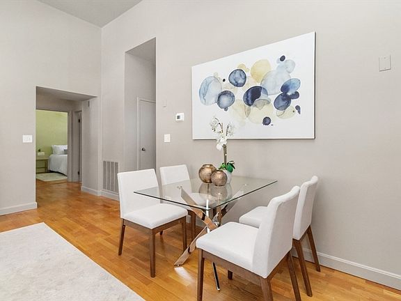 4th image of 60 Glen Rd #101