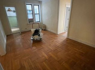 35-33 147th St #4BB, Flushing, NY 11354