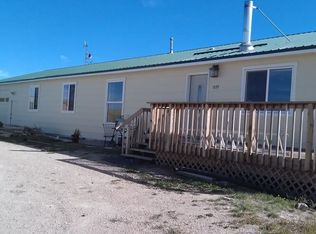 1039 New York Rd, Cheyenne, WY 82009
