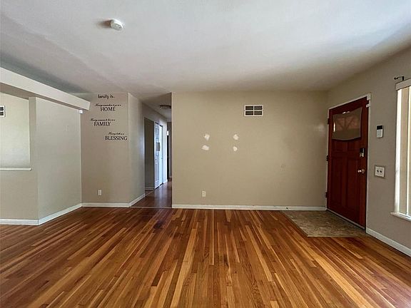5th image of 10248 Pannell Dr