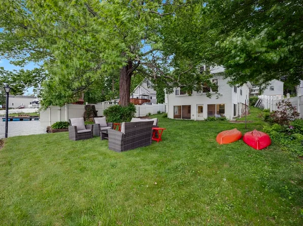 5 1/2 W Sutton Rd, Sutton, MA 01590