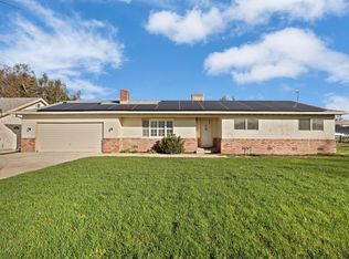 13393 E Jahant Rd, Acampo, CA 95220