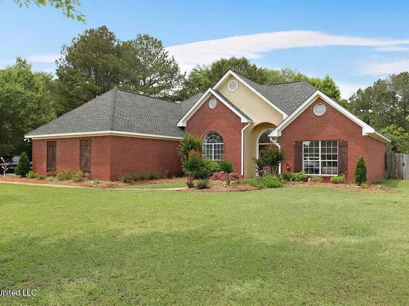 109 Foxton Dr, Raymond, MS 39154