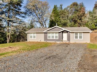 574 Union Gap Loop Rd, Oakland, OR 97462