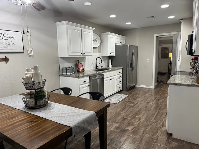 1112 E Emma Ln — Photo 11
