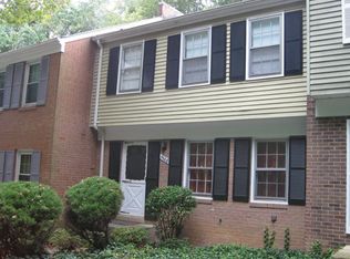 5668 Kirkham Ct, Springfield, VA 22151