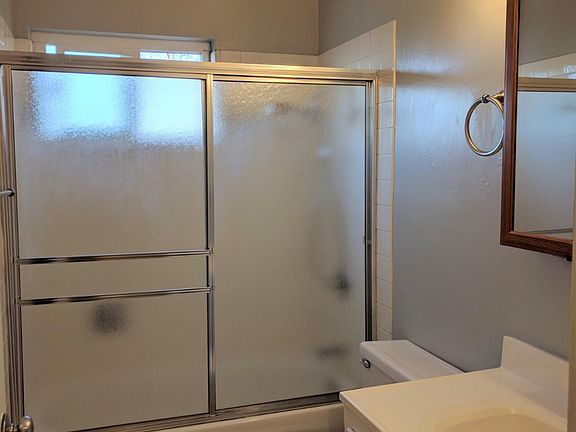 4th image of 433 Harlan St APT 304