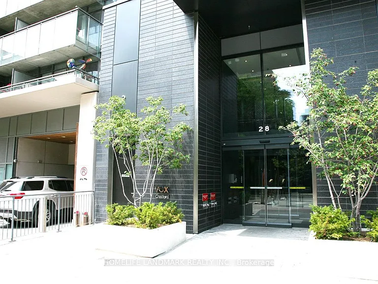 28 Wellesley St E #306 — Photo 2