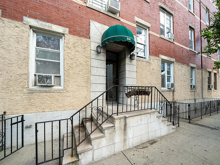 314 Paterson Plank Rd #3B — Photo 16