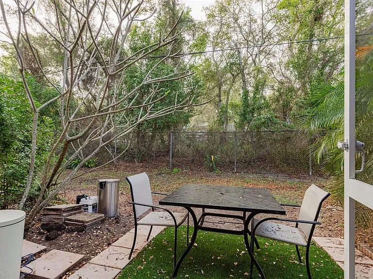 1602 Brigadoon Dr — Photo 25