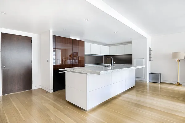 Rented by Compass | media 23