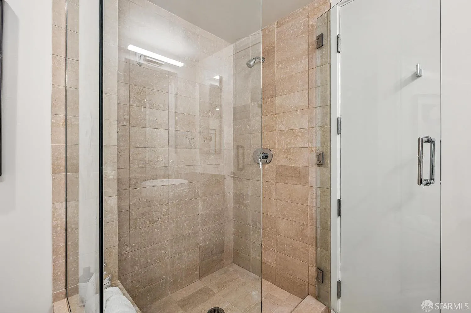 631 Folsom St APT 15E - Photo 12