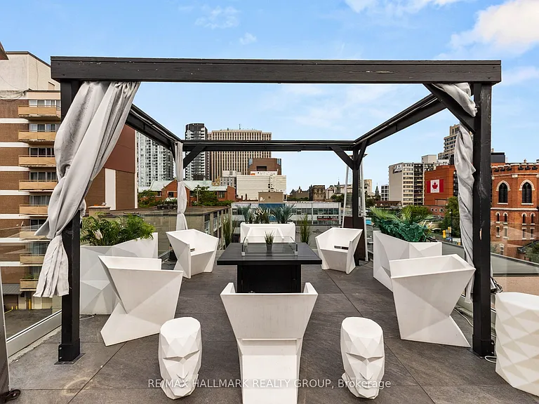 201 Maclaren St #2 — Photo 20
