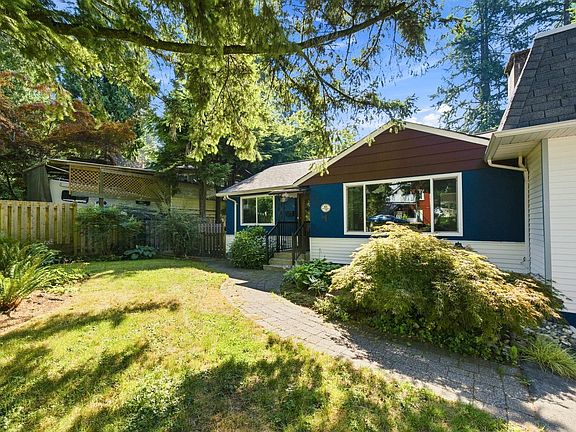 2nd image of 1611 Lynn Valley Rd